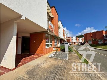 Casa en el  condominio Versalles