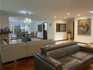 Venta de Casa Loma de Los Benedictinos