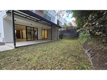 Venta de Casa en Unidad Cerrada El Retir