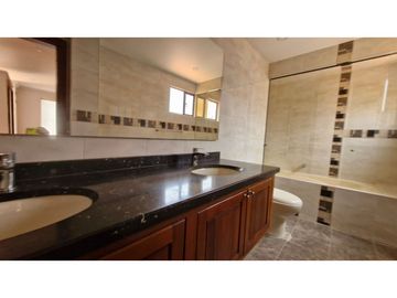 Rentamos o vendemos hermosa casa en chía!!