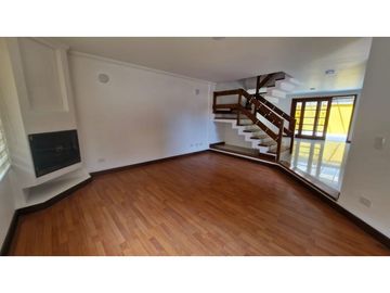 Rentamos o vendemos hermosa casa en chía!!