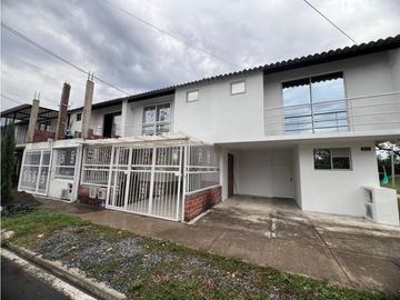VENTA CASA URBANIZACION VERDI JAMUNDI
