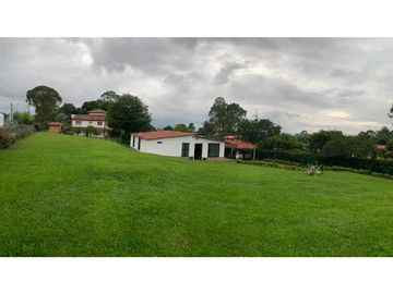 Se vende casa campestre en Circasia, Quindío.