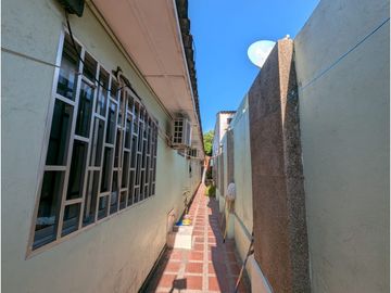 SE VENDE CASA INDEPENDIENTE CIUDAD JARDIN