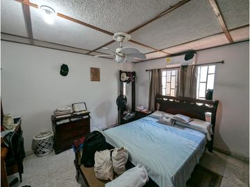 SE VENDE CASA INDEPENDIENTE CIUDAD JARDIN