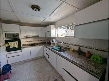 SE VENDE CASA INDEPENDIENTE CIUDAD JARDIN