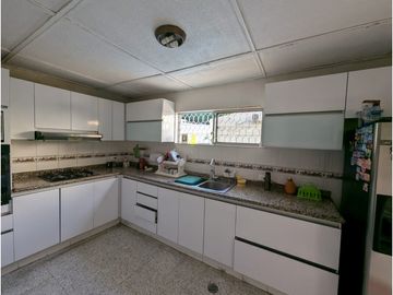 SE VENDE CASA INDEPENDIENTE CIUDAD JARDIN