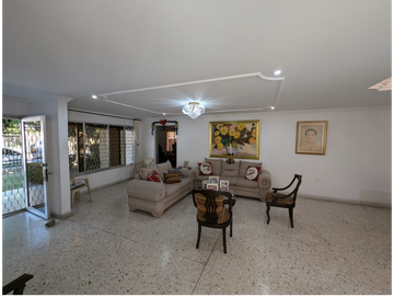 SE VENDE CASA INDEPENDIENTE CIUDAD JARDIN