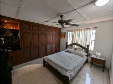 SE VENDE CASA INDEPENDIENTE CIUDAD JARDIN