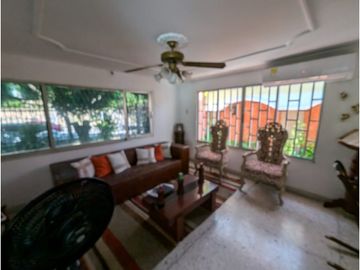 SE VENDE CASA INDEPENDIENTE CIUDAD JARDIN