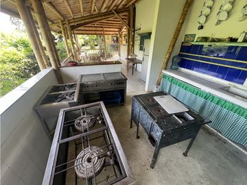 VENTA FINCA-HOTEL LA TEBAIDA QUINDIO
