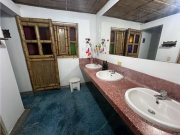 VENTA FINCA-HOTEL LA TEBAIDA QUINDIO
