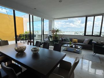 Departamento tipo Penthouse en venta en Mérida Montebello