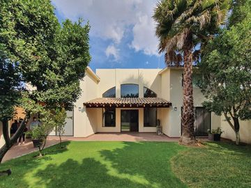Residencia en venta en Santa Cruz buena vista acabados de lujo y amplios espacios