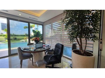 CASA DE LUJO CON PISCINA CLIMATIZADA SANTA MARIA FAIRWAY ESTATE MLD