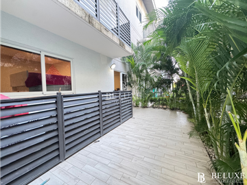VENTA DE APARTAMENTO AMOBLADO EN PLAYA CARACOL, PH AIRES DEL MAR 3 (2)