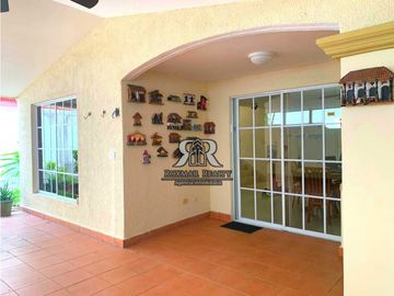 VENDO CASA CONDADO DEL REY