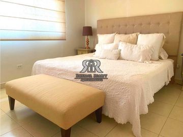 VENDO CASA CONDADO DEL REY