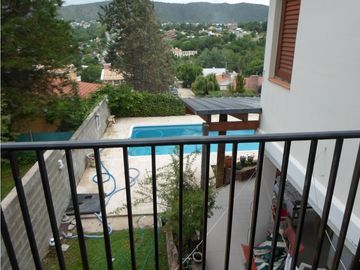 CASAS EN VILLA CARLOS PAZ  + DEPARTAMENTO EN PH