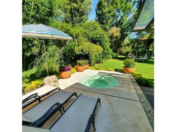 Casa en venta en el Club de Golf Avándaro Valle de Bravo