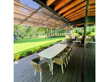 Casa en venta en el Club de Golf Avándaro Valle de Bravo