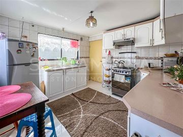 Casa en Venta en Yerbas Buenas, Penco