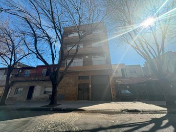 OPORTUNIDAD  DE INVERSIÓN VENTA EDIFICIO EN BLOCK