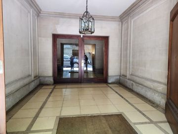 Semi Piso de 4 ambientes y dependencias, Balcón terraza, ,Estilo y Categoría