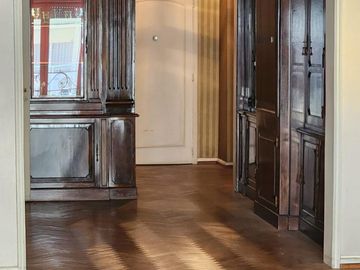Semi Piso de 4 ambientes y dependencias, Balcón terraza, ,Estilo y Categoría