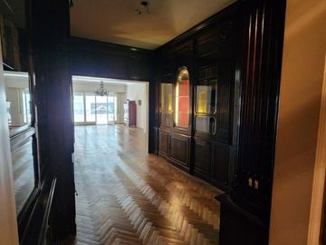 Semi Piso de 4 ambientes y dependencias, Balcón terraza, ,Estilo y Categoría