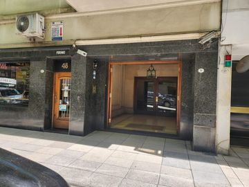 Semi Piso de 4 ambientes y dependencias, Balcón terraza, ,Estilo y Categoría