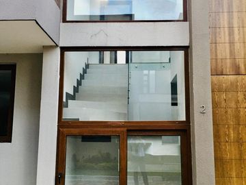 Venta casa Cumbayá Santa Inés 3 dormitorios