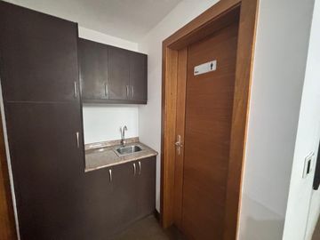 Venta oficina -estudio de grabación. Plaza del  Rancho