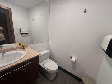 Venta oficina -estudio de grabación. Plaza del  Rancho