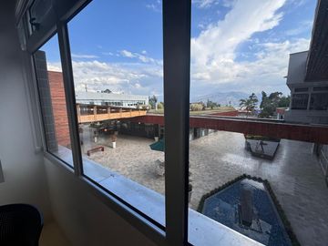 Venta oficina -estudio de grabación. Plaza del  Rancho
