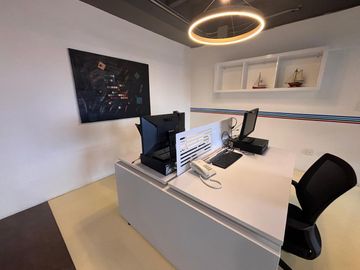 Venta oficina -estudio de grabación. Plaza del  Rancho