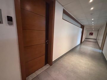 Venta oficina -estudio de grabación. Plaza del  Rancho