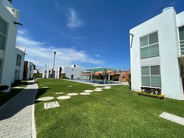 VENTA Casa en Condominio doble seguridad, Yautepec,Morelos.