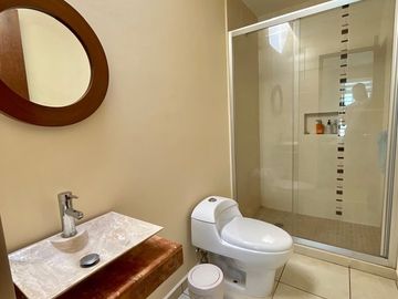VENTA Casa en Condominio doble seguridad, Yautepec,Morelos.