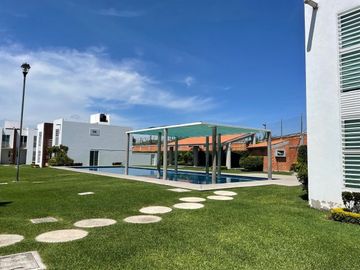 VENTA Casa en Condominio doble seguridad, Yautepec,Morelos.