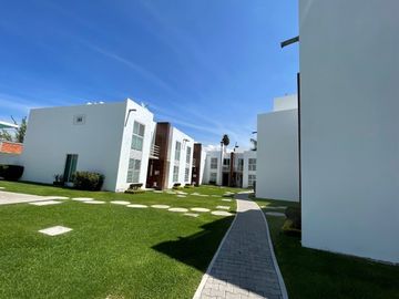 VENTA Casa en Condominio doble seguridad, Yautepec,Morelos.
