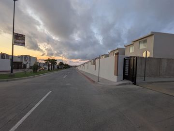 CASA DE 2 RECAMARAS EN VENTA SANTA FE CEDROS, PRIV TORRONTES