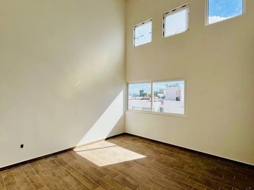 Preventa Casa Acabados Premium en Lomas de Juriquilla