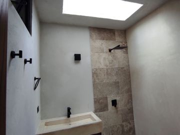 Casa nueva en García Gineres