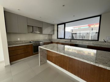 Casa en venta en Paseos del Bosque