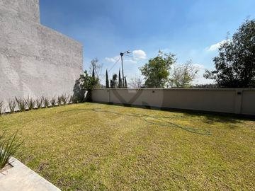 Casa en venta en Paseos del Bosque