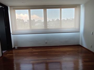 SE VENDE CASA REMODELADA EN BOSQUES DE LAS LOMAS (V)