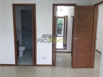Apartamento en Venta Sabaneta Las Lomitas