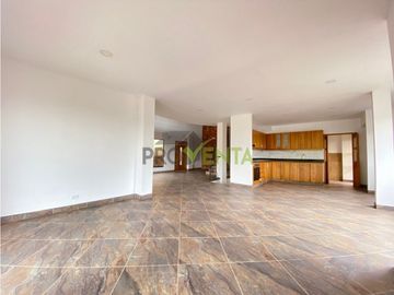 Casa en venta en Envigado Loma del Escobero