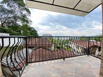 Casa en venta en Envigado Loma del Escobero